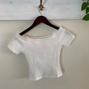 RIBBED CROP TOP
